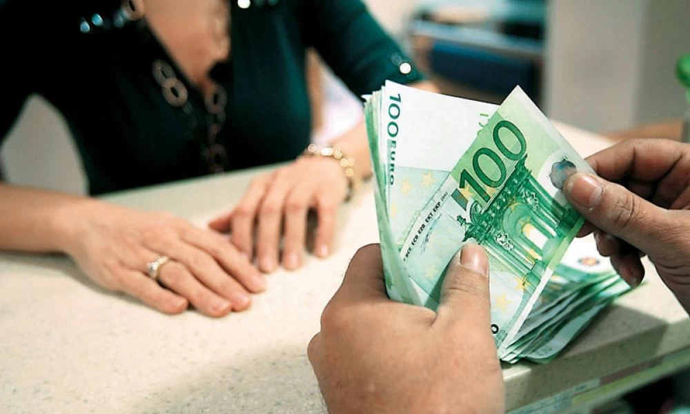 Οι τράπεζες εγκρίνουν πάνω από 1.000 δάνεια την εβδομάδα